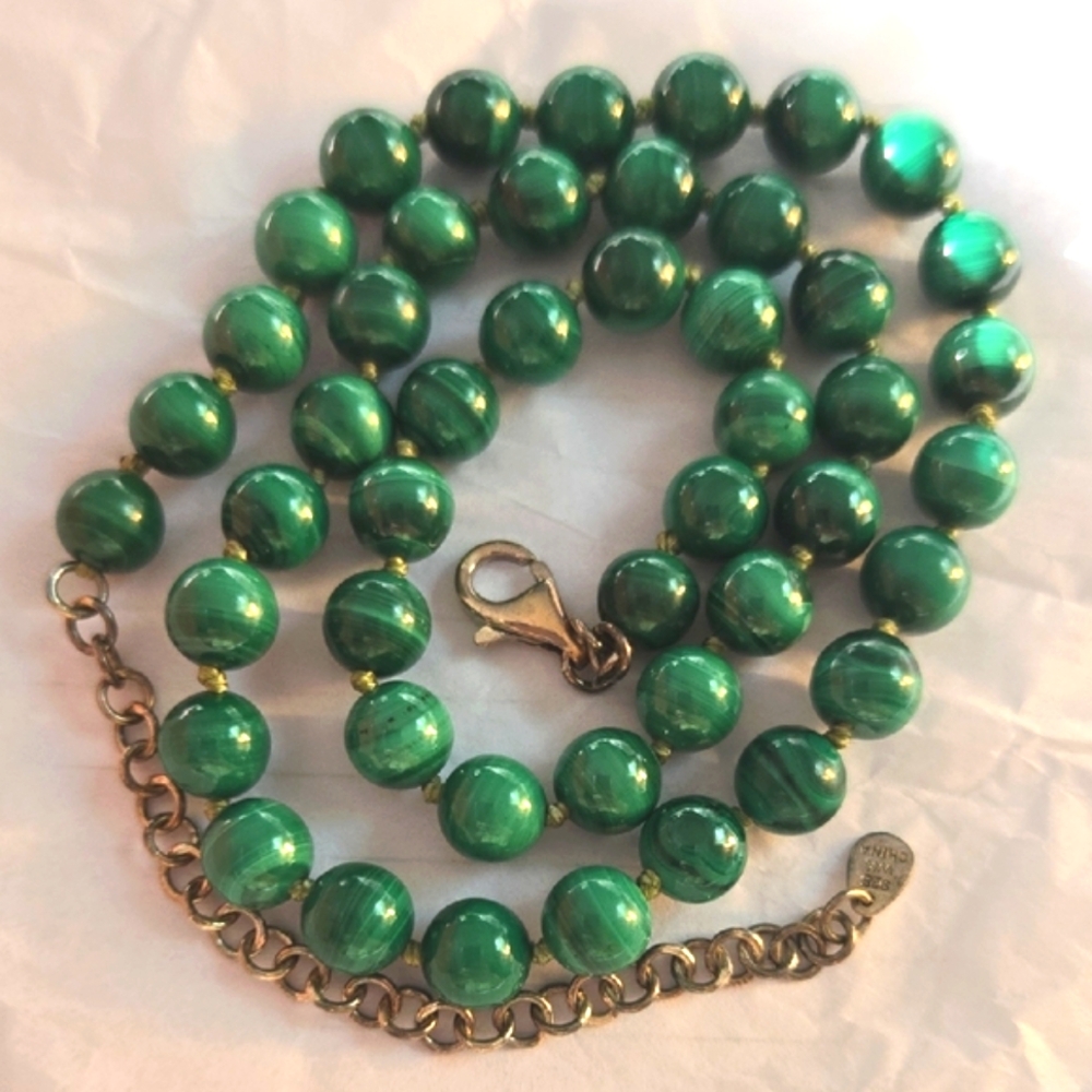 Timeless Green Malachite Necklace with 925 Clasp
